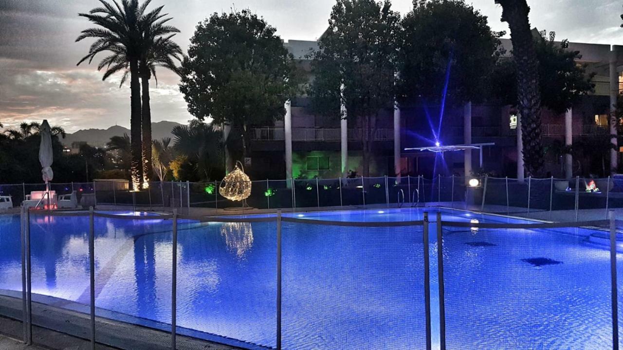 דירות דירת גן פונה לבריכה - pool garden view אילת מראה חיצוני תמונה